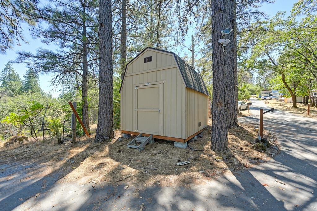 Applegate, California, 95703, United States, 3 Bedrooms Bedrooms, ,3 BathroomsBathrooms,Residential,For Sale,1912050