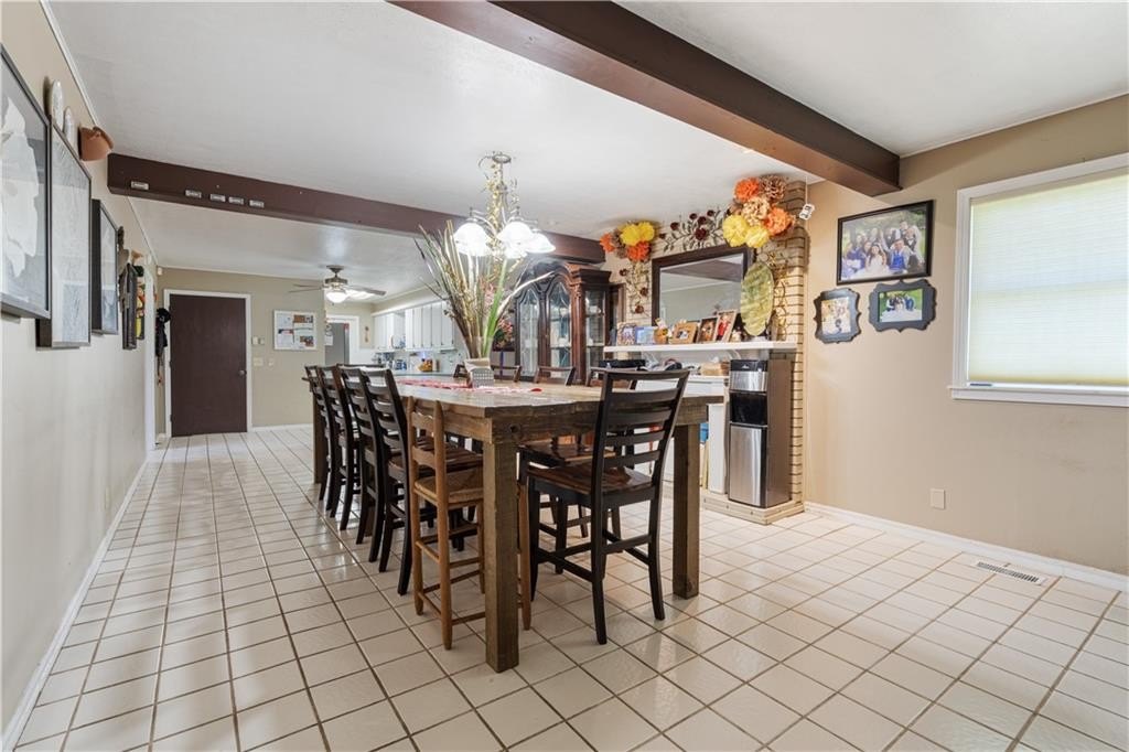 Siloam Springs, Arkansas, 72761, United States, 3 Bedrooms Bedrooms, ,4 BathroomsBathrooms,Residential,For Sale,1981853