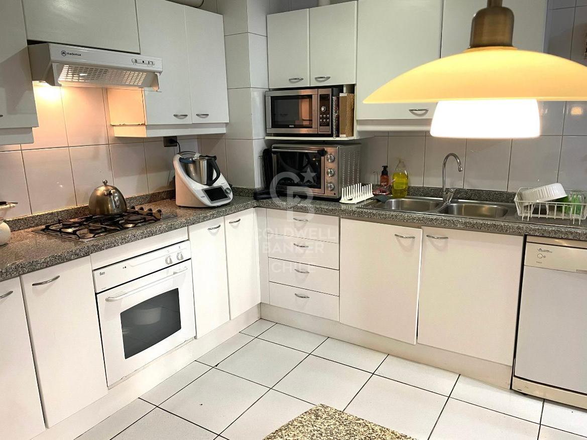 Las Condes, Chile, 3 Bedrooms Bedrooms, ,2 BathroomsBathrooms,Residential,For Sale,1891427