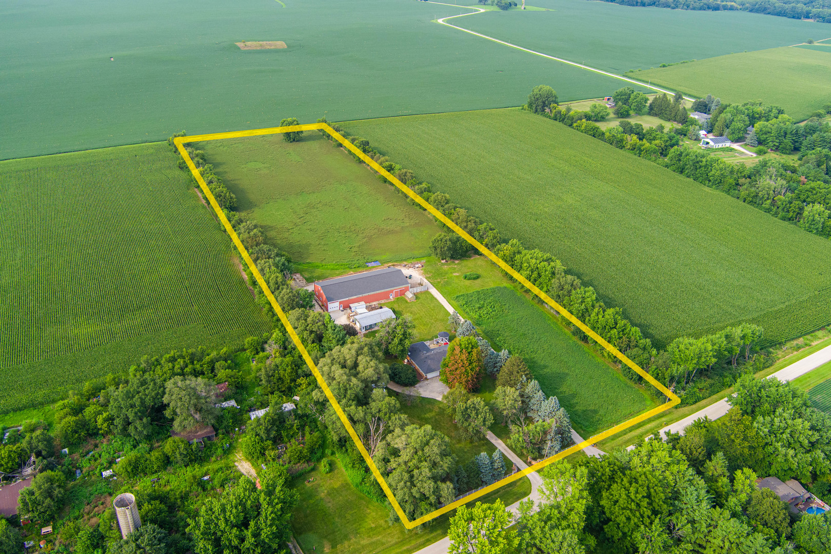 Hinckley, Illinois, 60520, United States, 3 Bedrooms Bedrooms, ,2 BathroomsBathrooms,Residential,For Sale,1921683