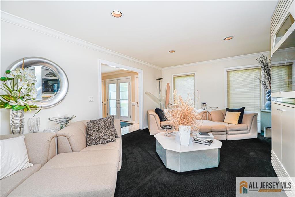 East Brunswick, New Jersey, 08816, United States, 4 Bedrooms Bedrooms, ,4 BathroomsBathrooms,Residential,For Sale,1847470