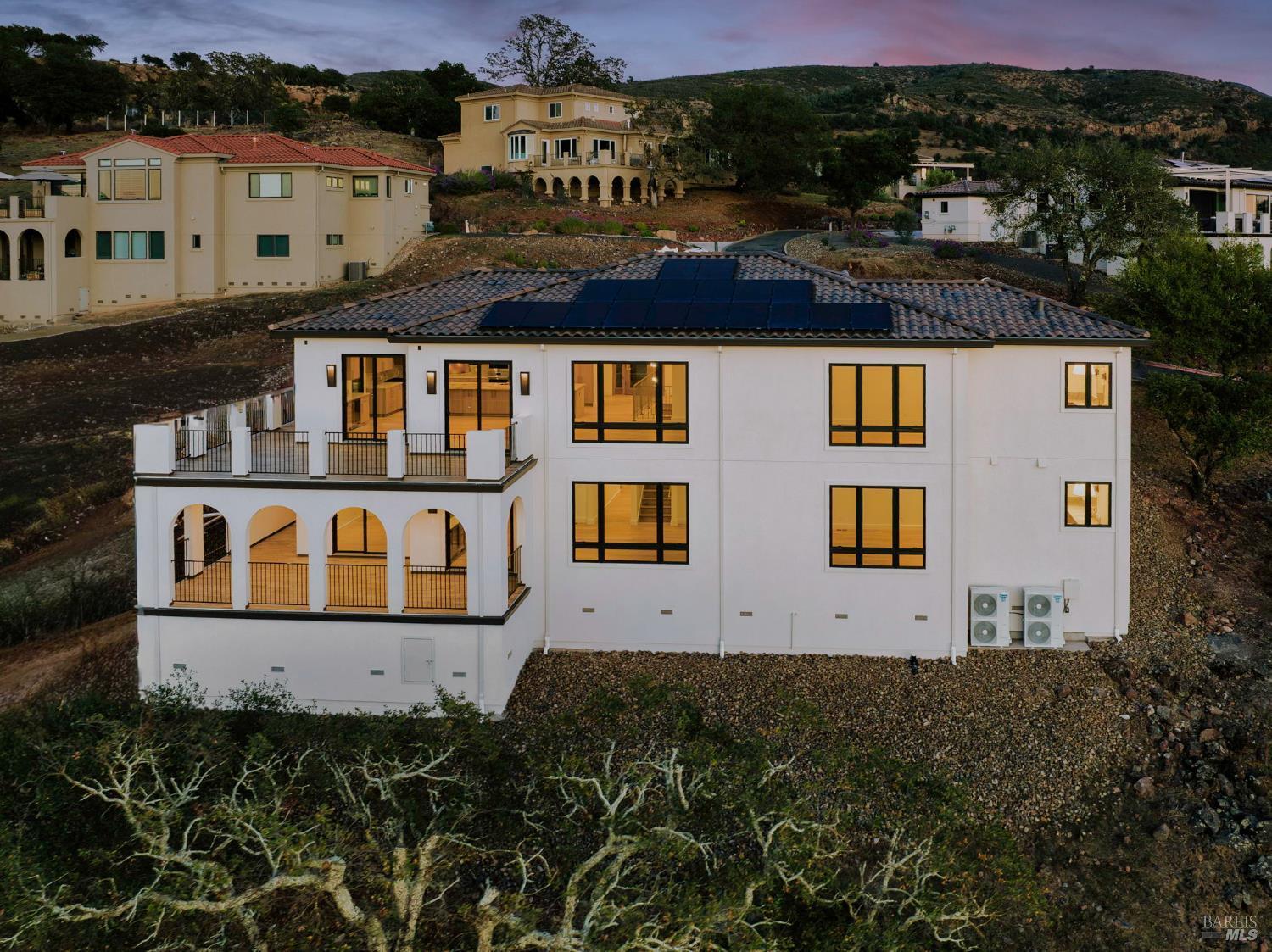 Napa, California, 94558, United States, 3 Bedrooms Bedrooms, ,5 BathroomsBathrooms,Residential,For Sale,1991102