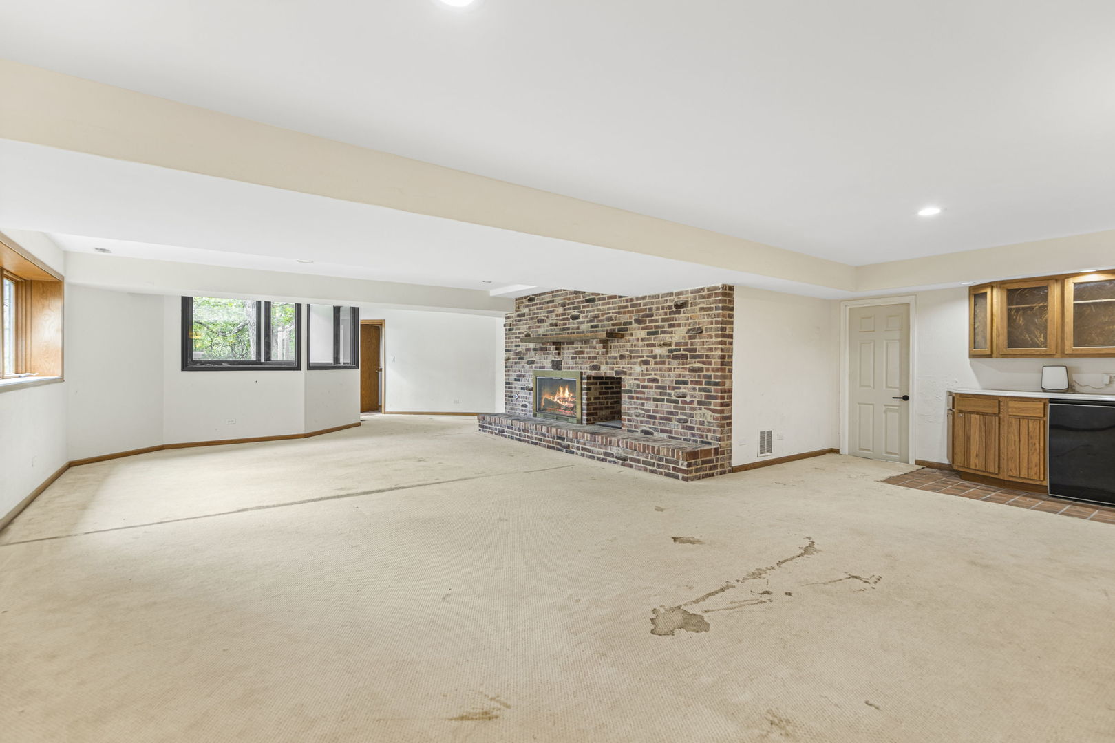 Long Grove, Illinois, 60047, United States, 4 Bedrooms Bedrooms, ,4 BathroomsBathrooms,Residential,For Sale,1994818