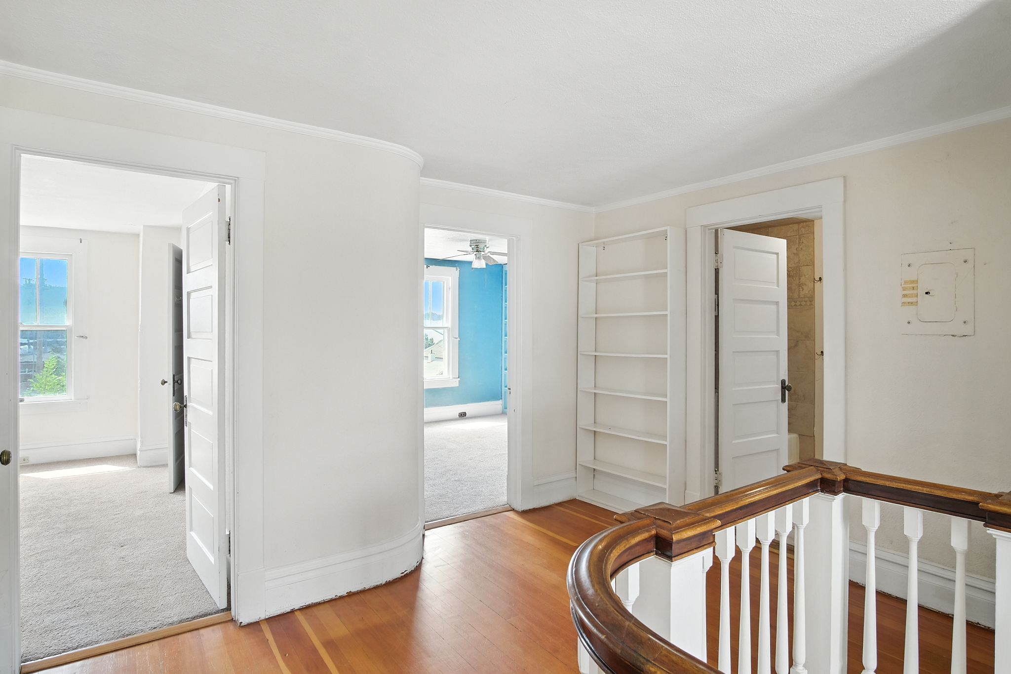 Hot Springs, South Dakota, 57747, United States, 5 Bedrooms Bedrooms, ,4 BathroomsBathrooms,Residential,For Sale,1983319