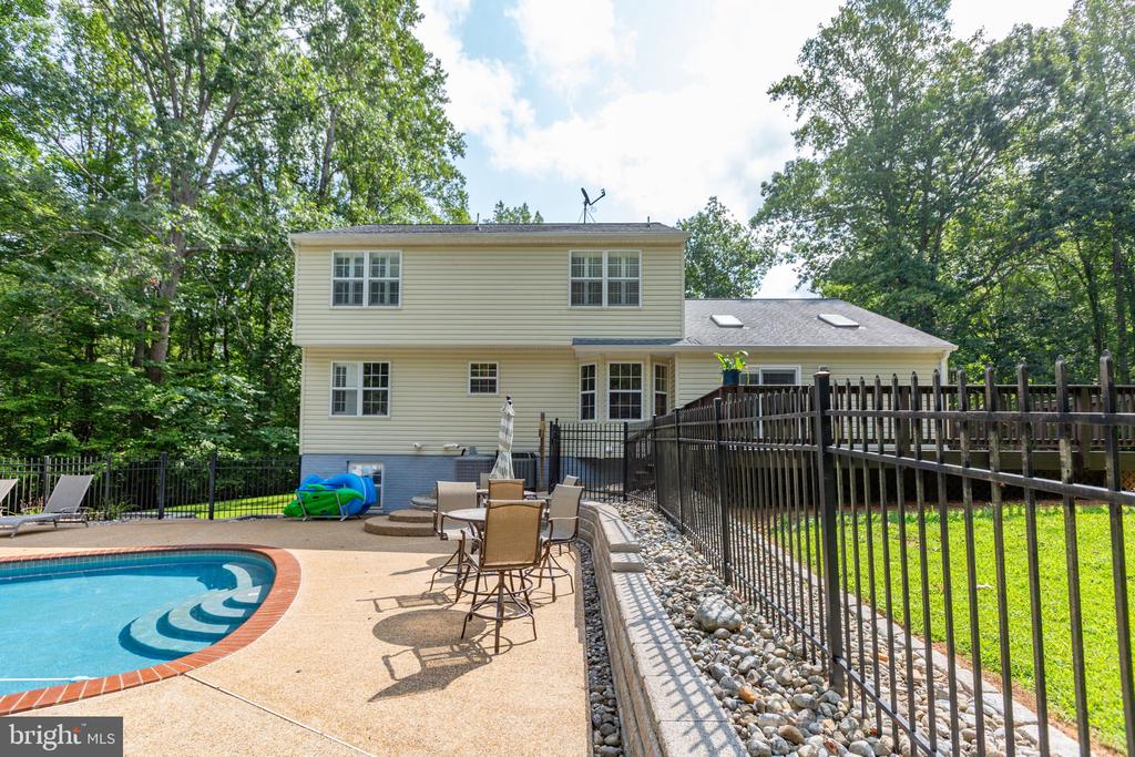 Fredericksburg, Virginia, 22406, United States, 4 Bedrooms Bedrooms, ,3 BathroomsBathrooms,Residential,For Sale,1914060