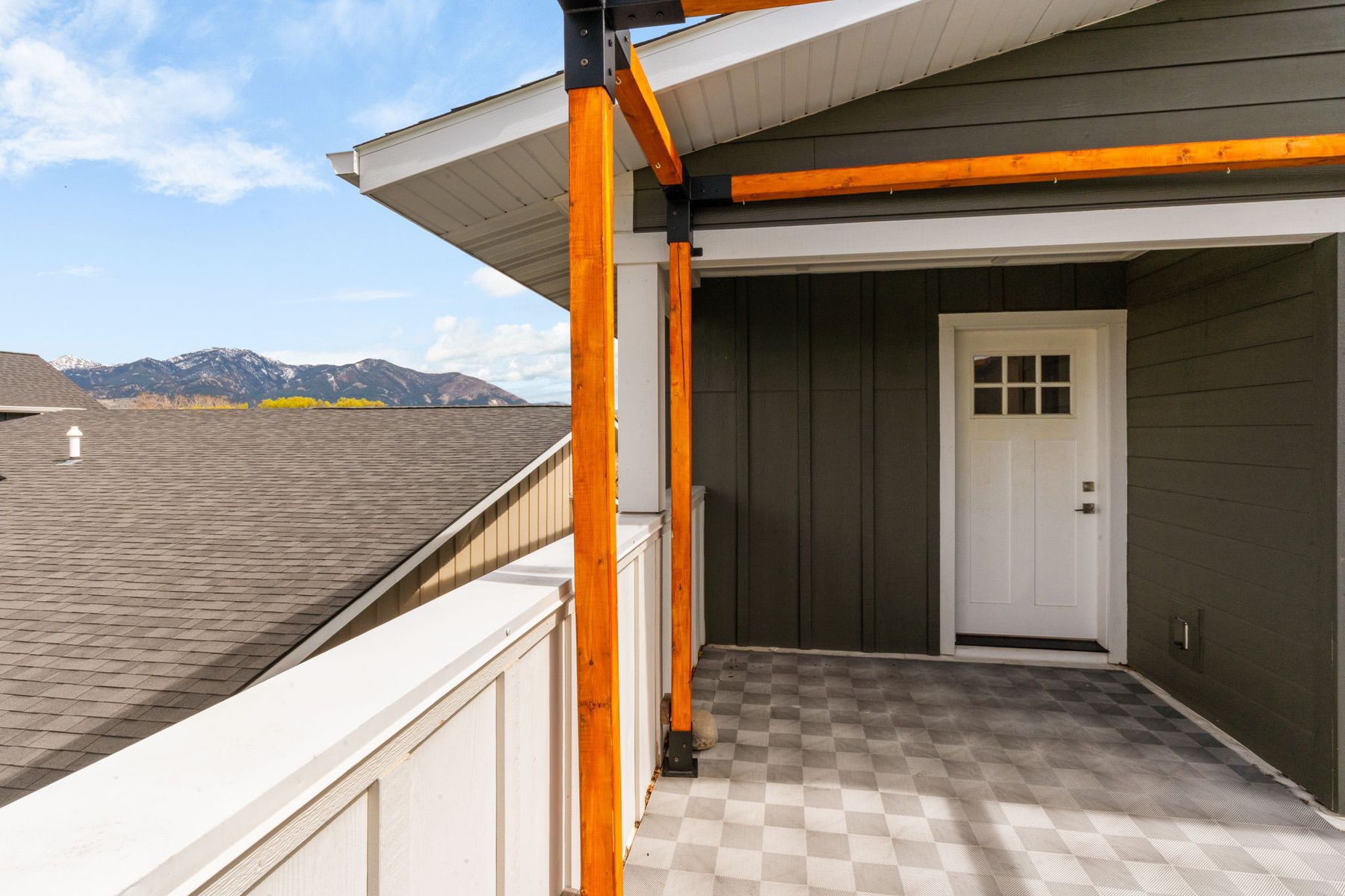  1041 N 12th Ave - 物件實景