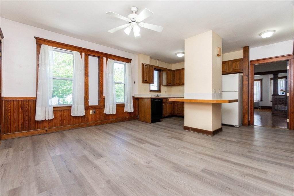 Lawrence, Massachusetts, 01841, United States, 6 Bedrooms Bedrooms, ,3 BathroomsBathrooms,Residential,For Sale,2048880