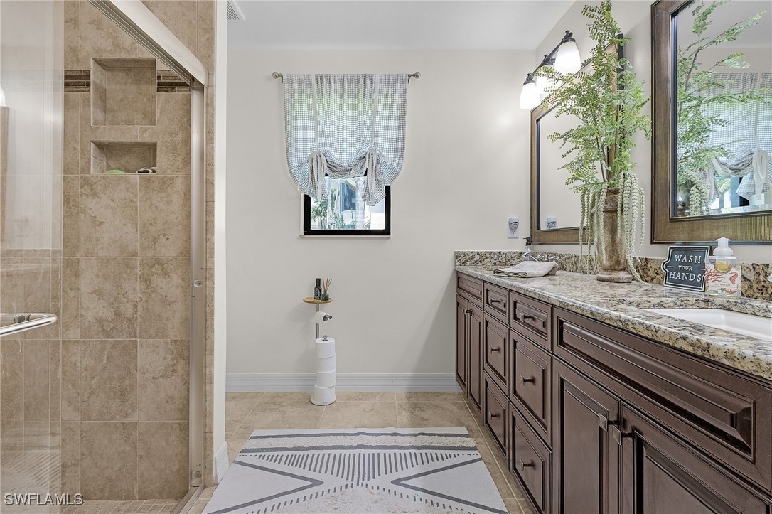 Cape Coral, Florida, 33904, United States, 5 Bedrooms Bedrooms, ,5 BathroomsBathrooms,Residential,For Sale,1798267
