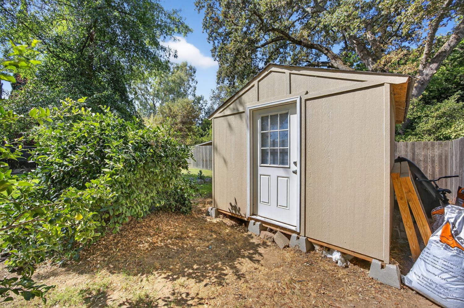 Carmichael, California, 95608, United States, 3 Bedrooms Bedrooms, ,2 BathroomsBathrooms,Residential,For Sale,1938717