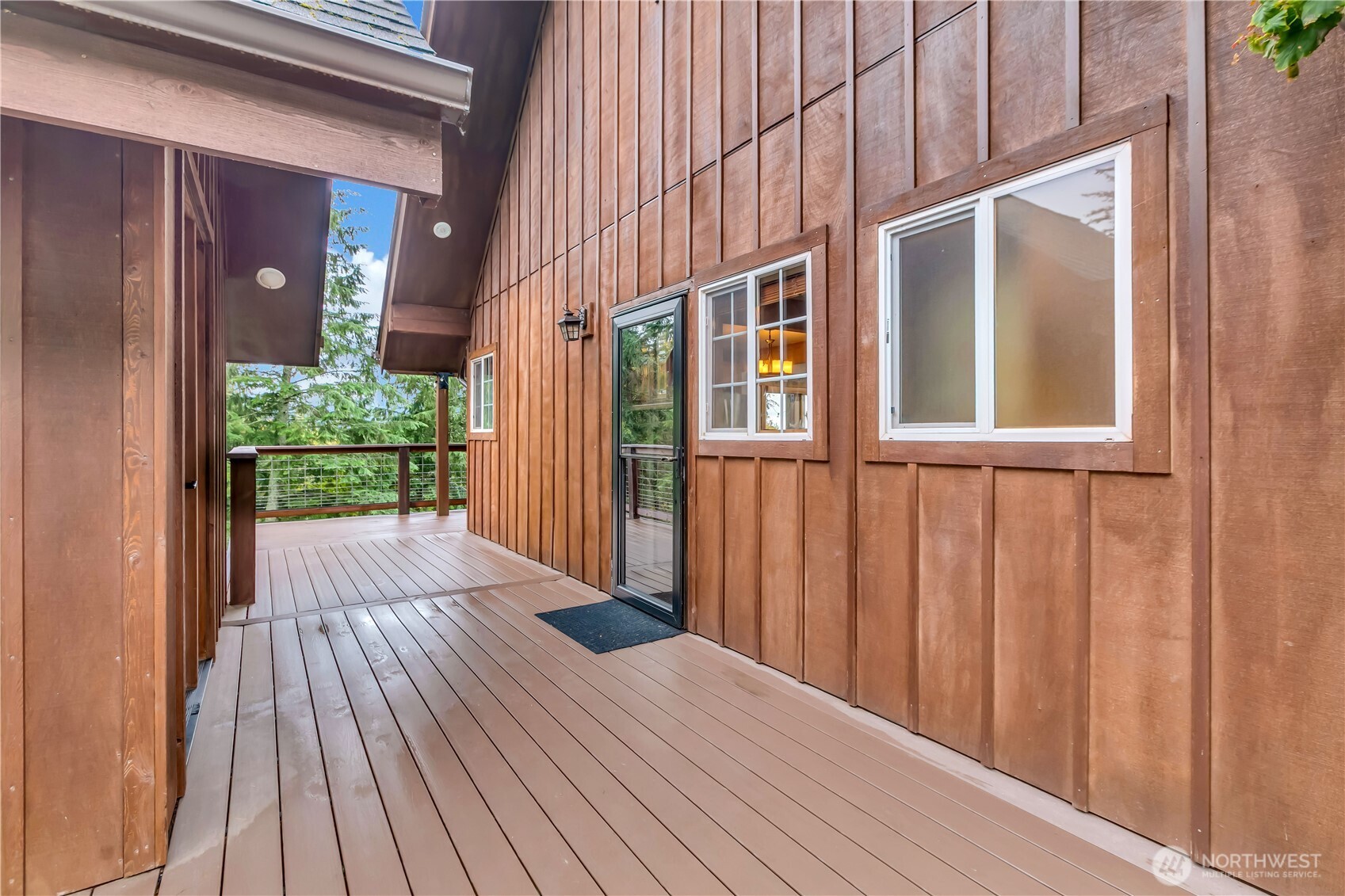 Ravensdale, Washington, 98051, United States, 3 Bedrooms Bedrooms, ,1 BathroomBathrooms,Residential,For Sale,2000526