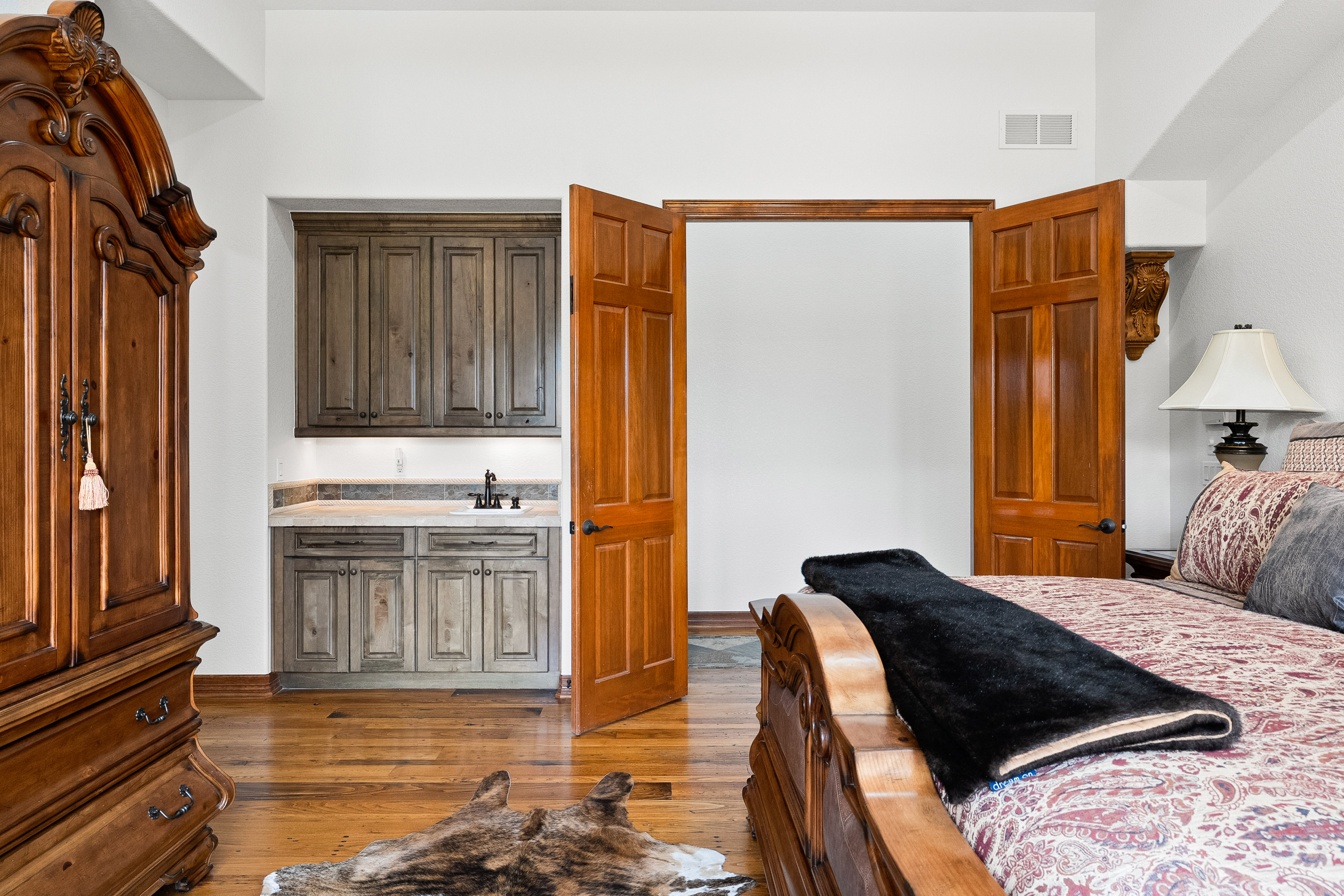  Exceptional ranch-style home in the prestigious gated golf course community - 物件實景