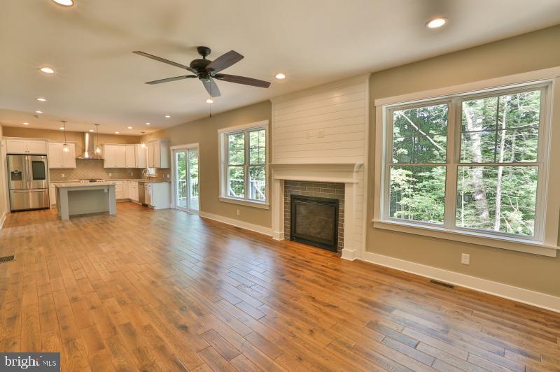 Bear, Delaware, 19701, United States, 4 Bedrooms Bedrooms, ,3 BathroomsBathrooms,Residential,For Sale,1932913