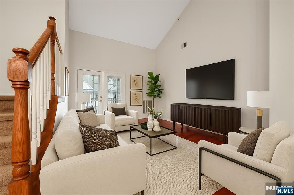 Rochelle Park, New Jersey, 07662, United States, 2 Bedrooms Bedrooms, ,3 BathroomsBathrooms,Residential,For Sale,1906079