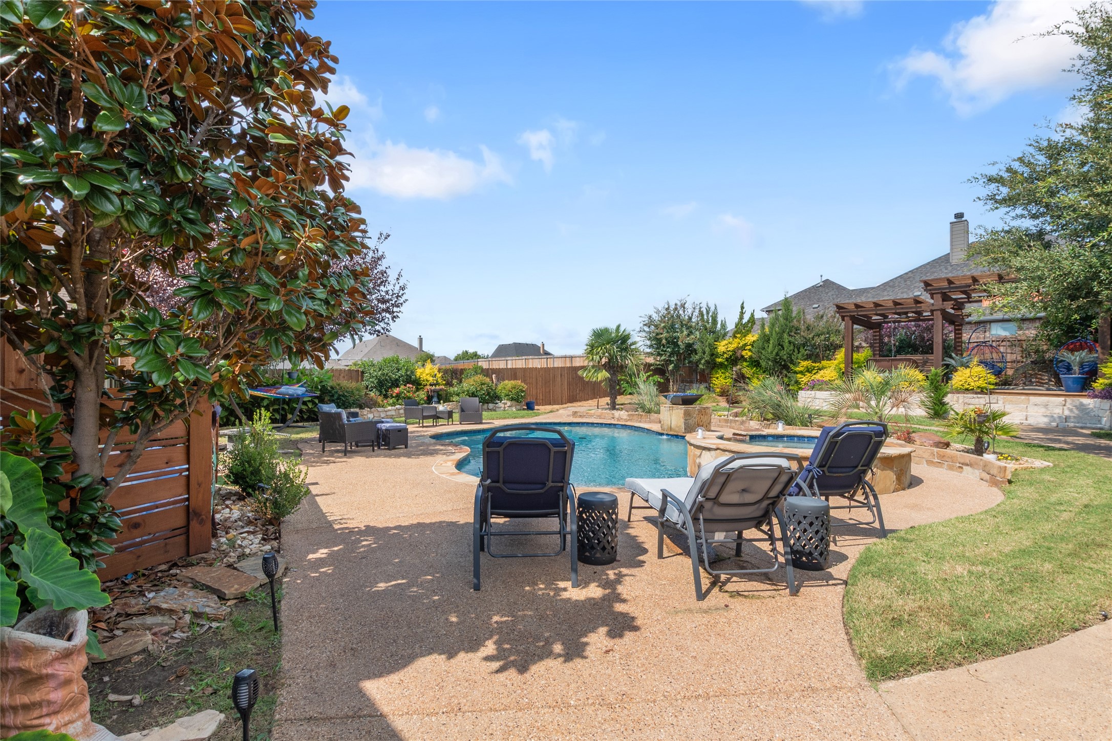 Rockwall, Texas, 75087, United States, 4 Bedrooms Bedrooms, ,3 BathroomsBathrooms,Residential,For Sale,1963763