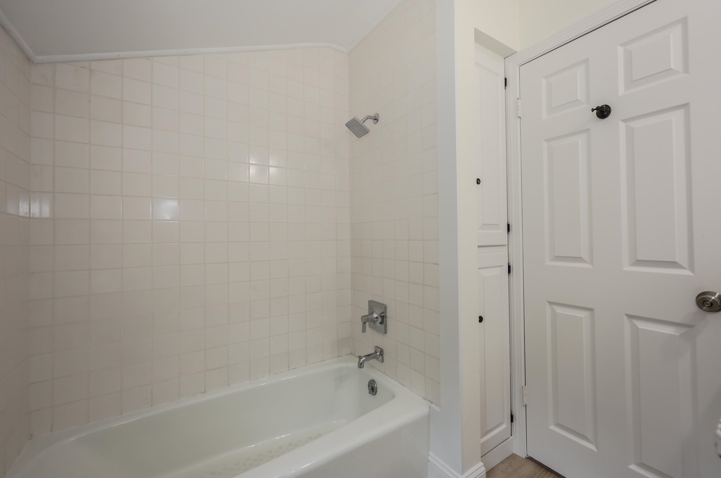 Wilton, New Hampshire, 03086, United States, 3 Bedrooms Bedrooms, ,2 BathroomsBathrooms,Residential,For Sale,1940505