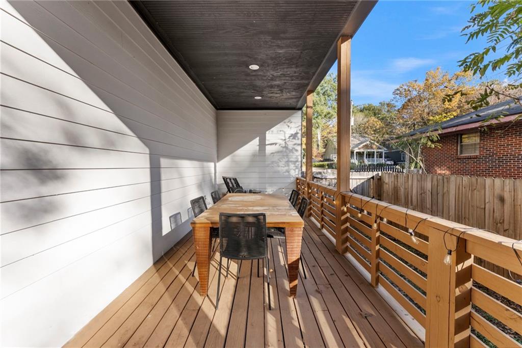 Atlanta, Georgia, 30317, United States, 5 Bedrooms Bedrooms, ,4 BathroomsBathrooms,Residential,For Sale,1989544