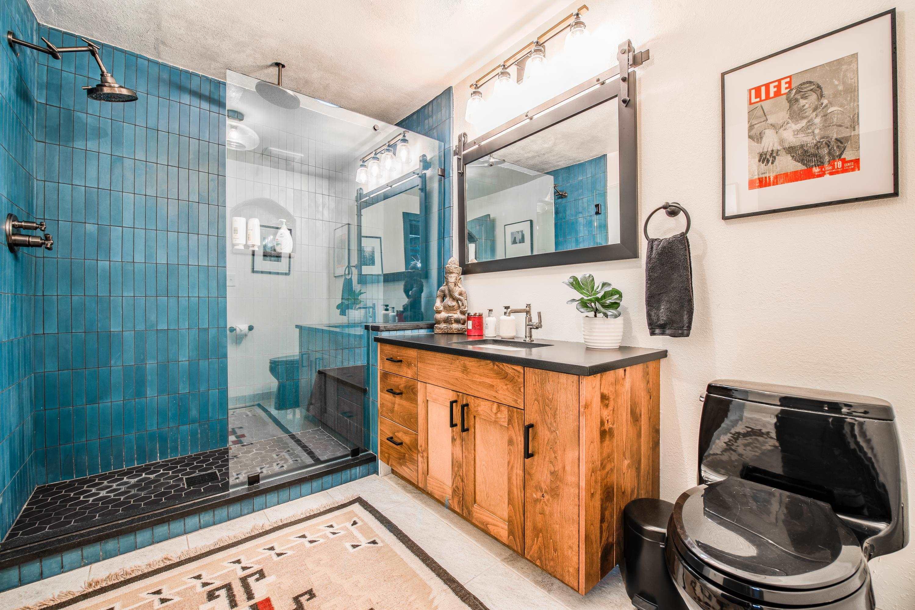 Taos, New Mexico, 87571, United States, 2 Bedrooms Bedrooms, ,2 BathroomsBathrooms,Residential,For Sale,1829499