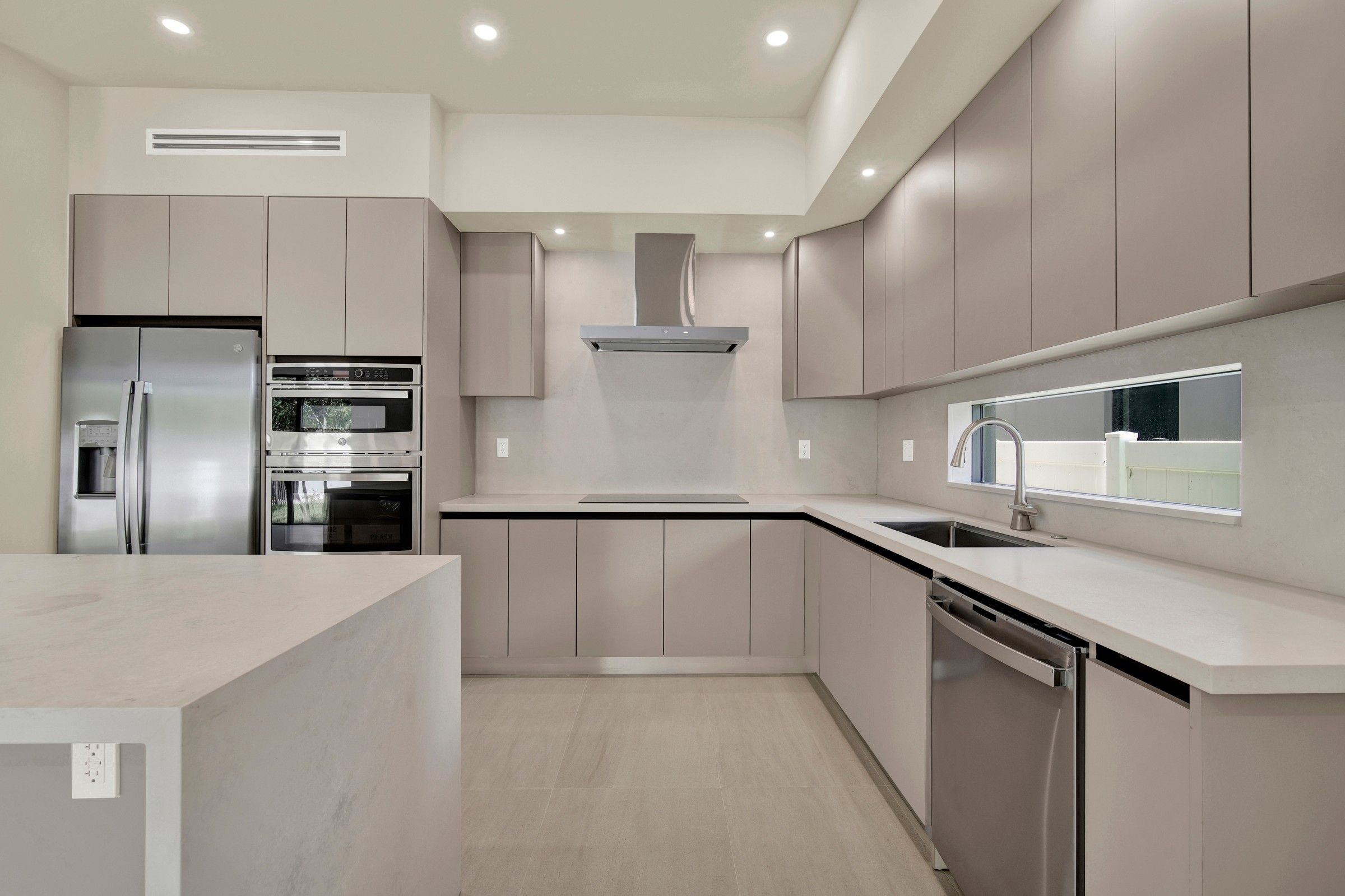  3437 SW 29th St, Miami, FL, 33133 - 物件實景