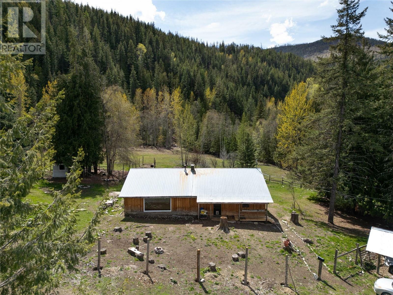 LUMBY, British Columbia, V0E 2G1, CA, 3 Bedrooms Bedrooms, ,2 BathroomsBathrooms,Residential,For Sale,1838285