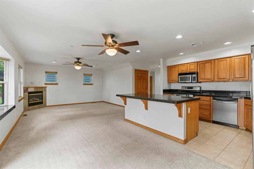 Durango, Colorado, 81301, United States, 3 Bedrooms Bedrooms, ,3 BathroomsBathrooms,Residential,For Sale,1908342