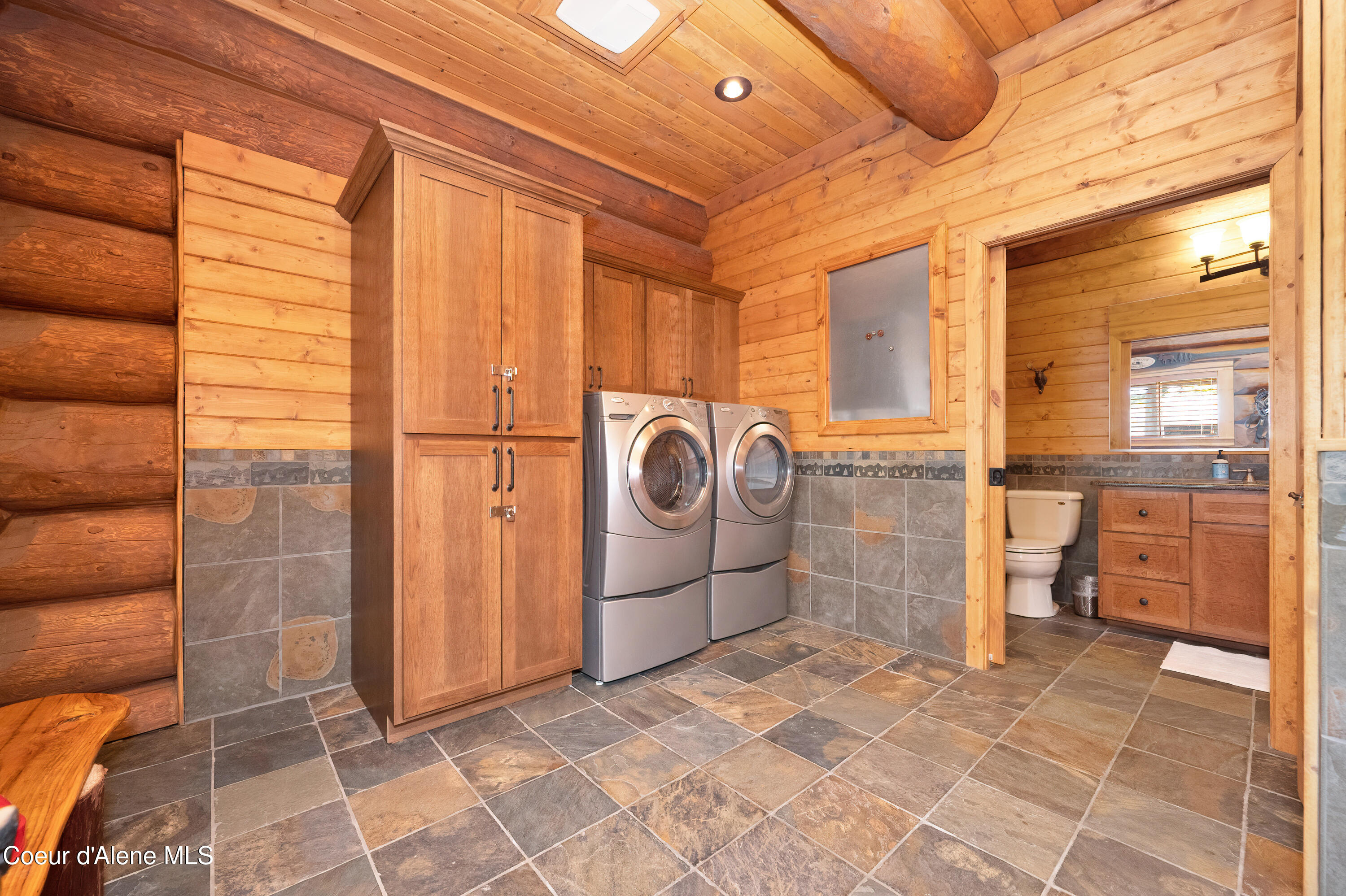 Kingston, Idaho, 83839, United States, 5 Bedrooms Bedrooms, ,Residential,For Sale,1989551