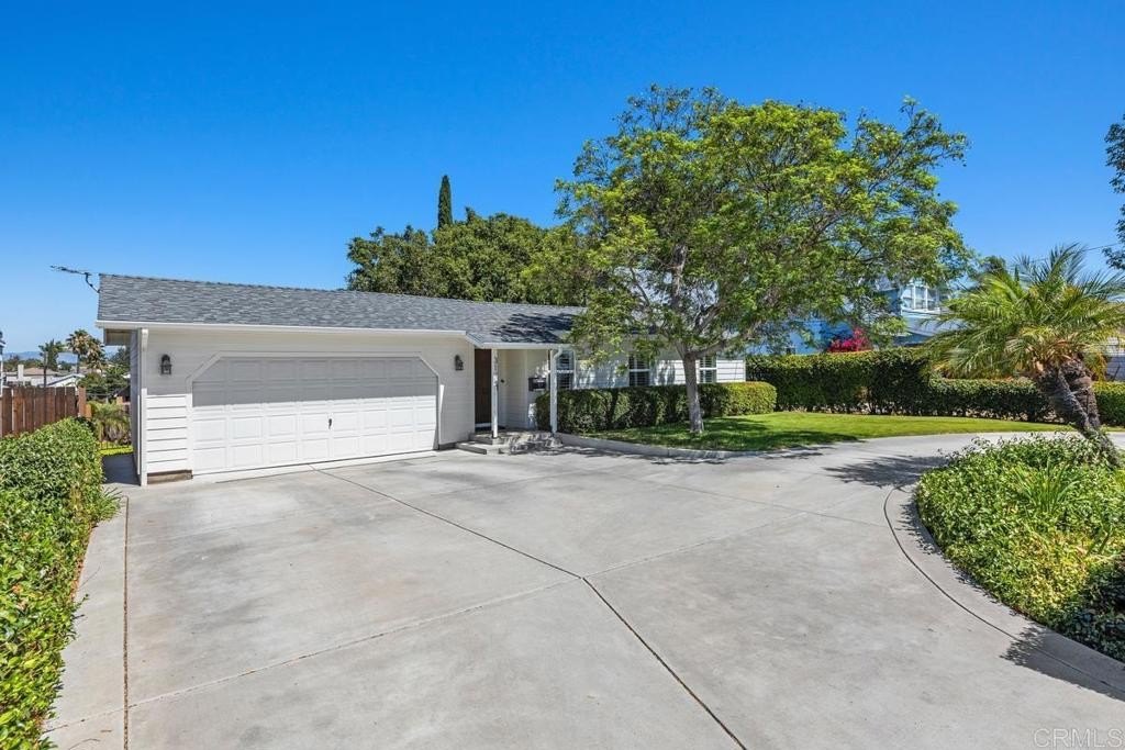 Lemon Grove, California, 91945, United States, 2 Bedrooms Bedrooms, ,2 BathroomsBathrooms,Residential,For Sale,1907575