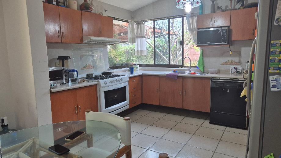 Aguascalientes, Aguascalientes, 20100, Mexico, 4 Bedrooms Bedrooms, ,2 BathroomsBathrooms,Residential,For Sale,1840183