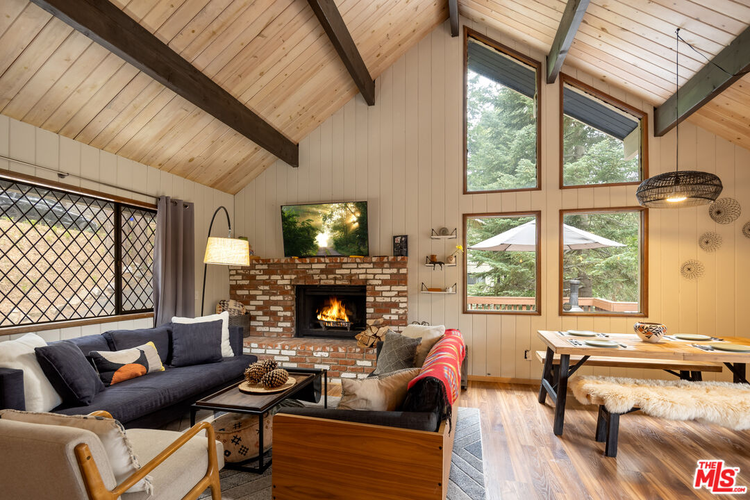 Twin Peaks, California, 92391, United States, 3 Bedrooms Bedrooms, ,2 BathroomsBathrooms,Residential,For Sale,1818443