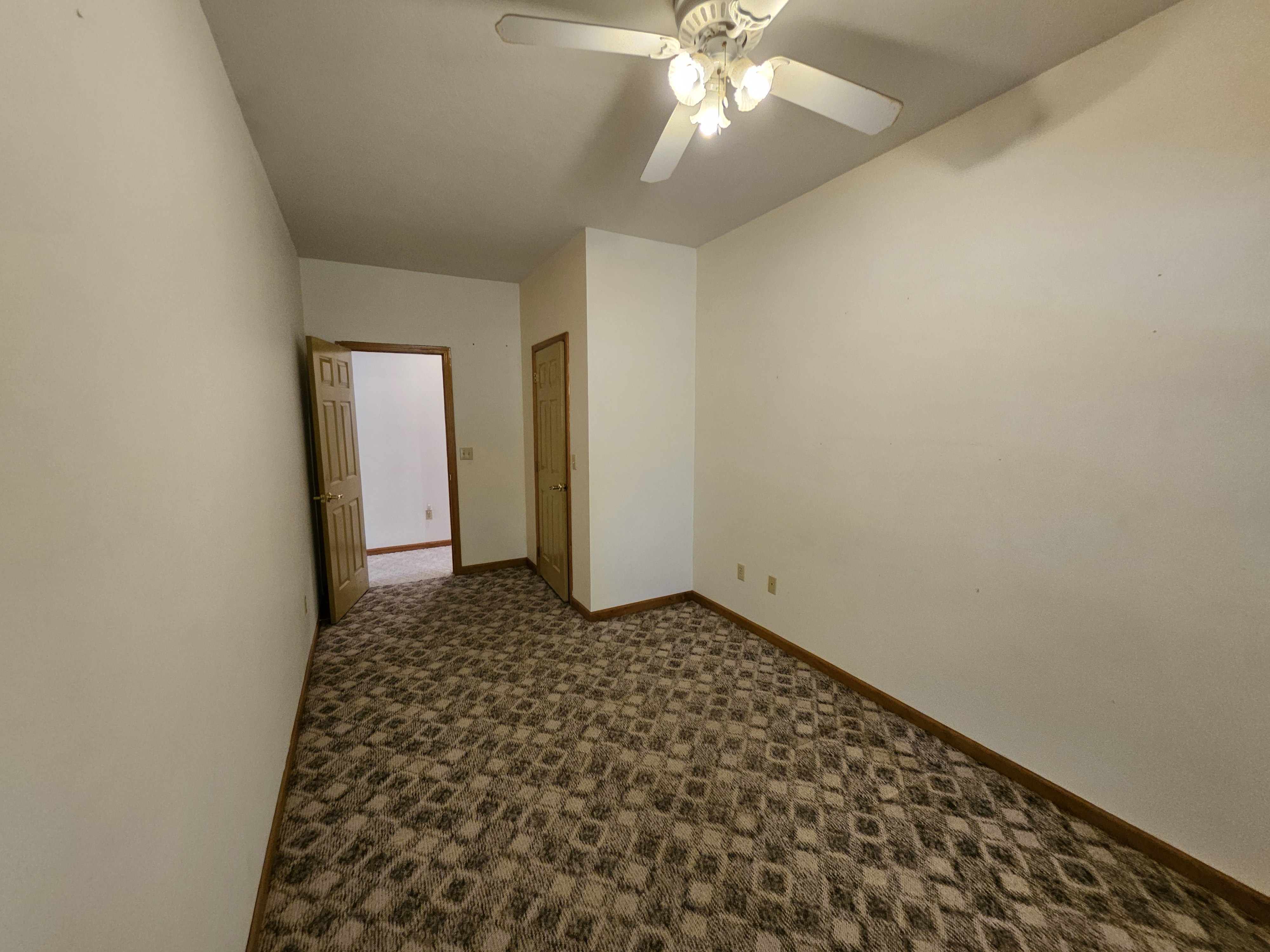 Aurora, Missouri, 65605, United States, 4 Bedrooms Bedrooms, ,2 BathroomsBathrooms,Residential,For Sale,1984470