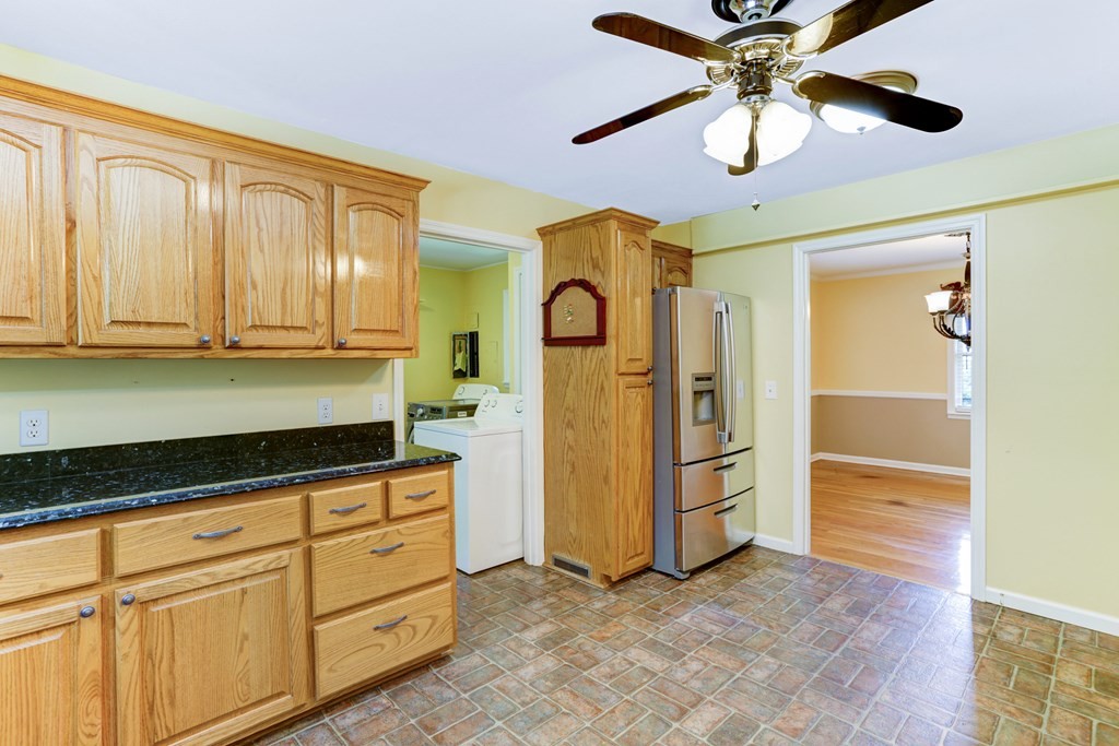 Blairsville, Georgia, 30512, United States, 4 Bedrooms Bedrooms, ,3 BathroomsBathrooms,Residential,For Sale,1930011
