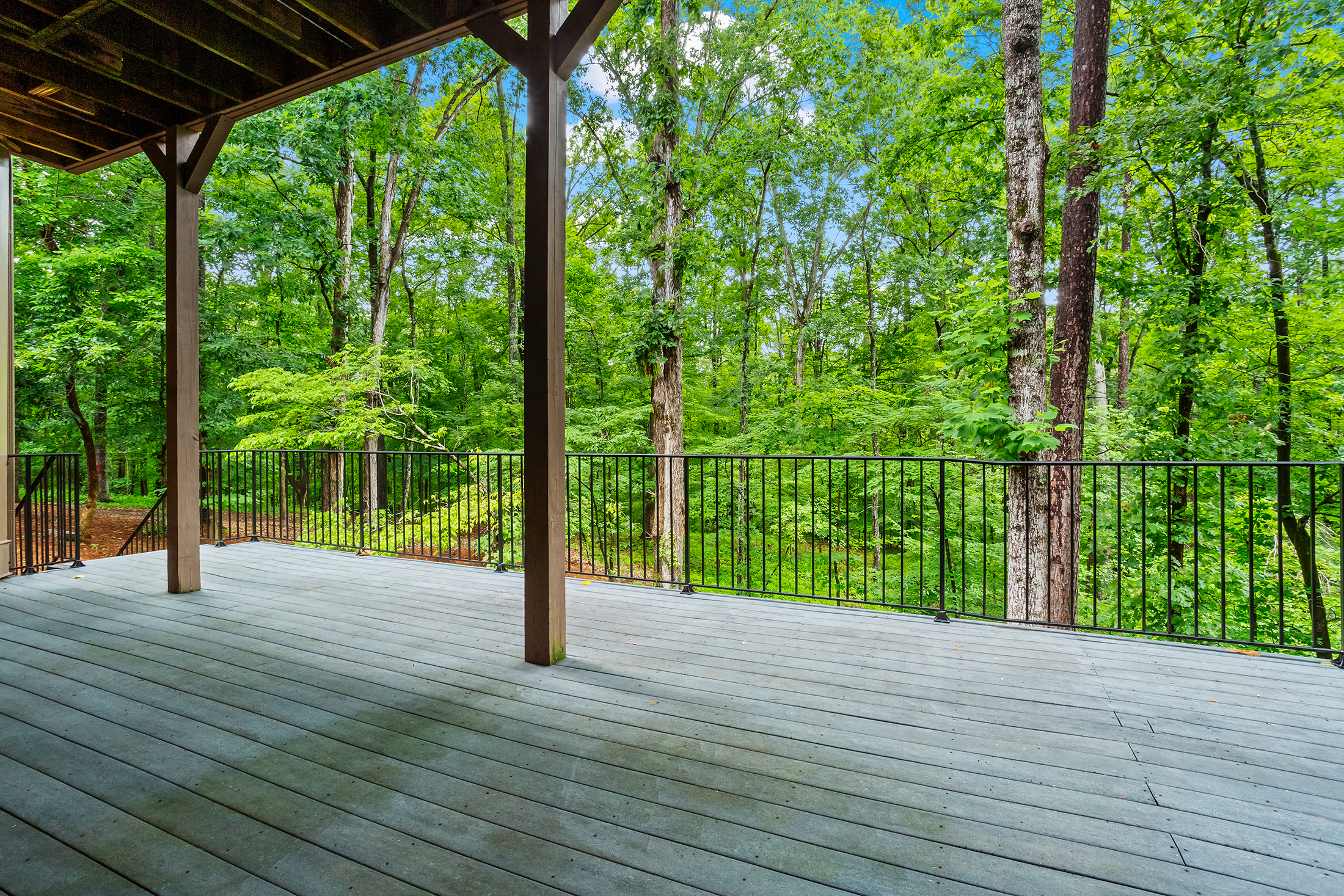 Timeless Craftsman Luxury with Unmatched Privacy in West Cobb - 物件實景