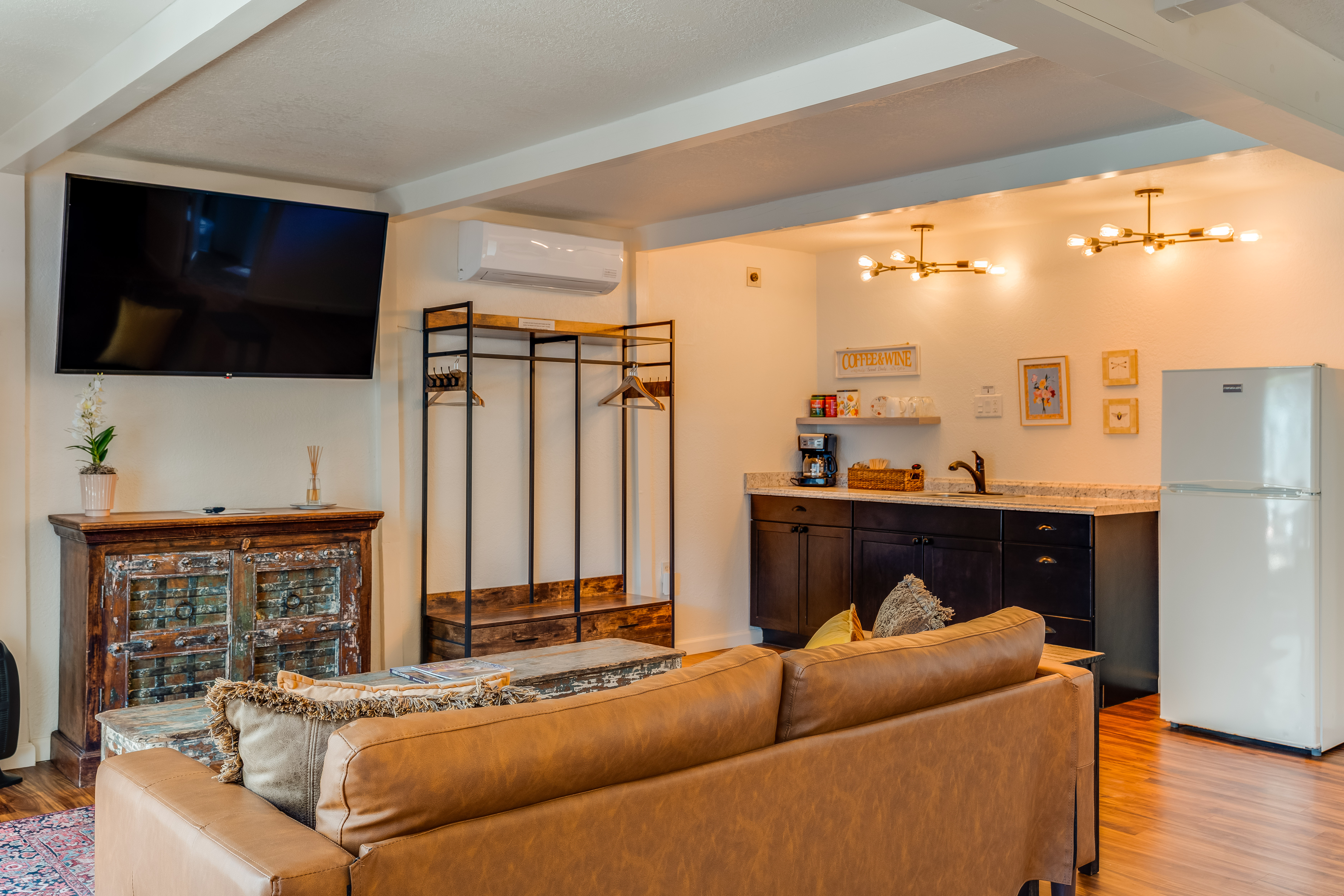  Enchanting Classic Wine Country Cottage - 物件實景
