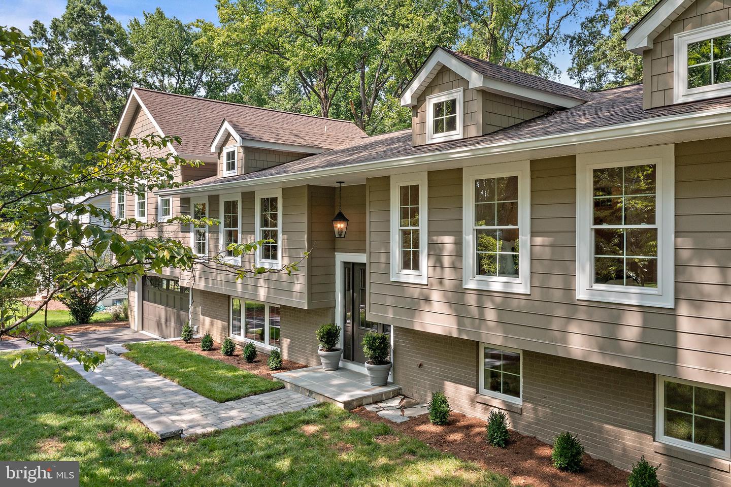 Annapolis, Maryland, 21403, United States, 4 Bedrooms Bedrooms, ,5 BathroomsBathrooms,Residential,For Sale,1900943