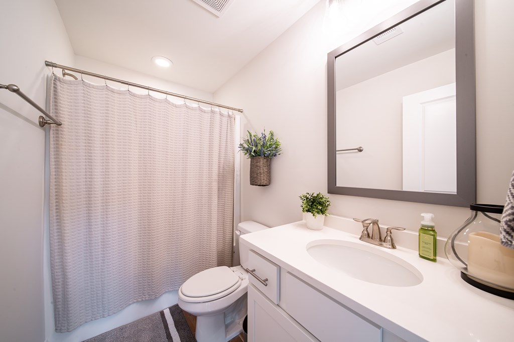 Fortson, Georgia, 31808, United States, 5 Bedrooms Bedrooms, ,4 BathroomsBathrooms,Residential,For Sale,1977025