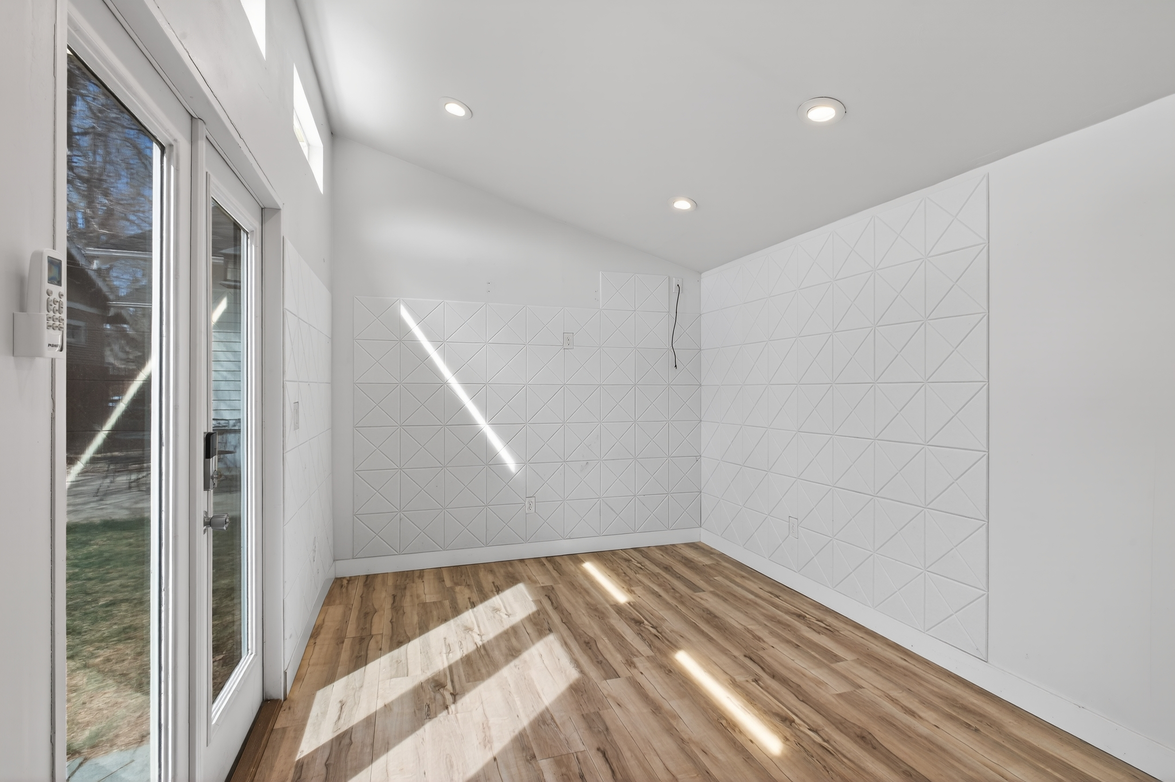  Beautifully updated 1929 bungalow in the heart of DU - 物件實景