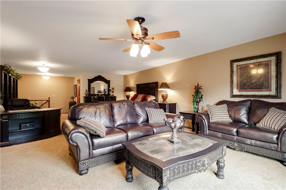 Cadott, Wisconsin, 54727, United States, 1 Bedroom Bedrooms, ,2 BathroomsBathrooms,Residential,For Sale,1938756