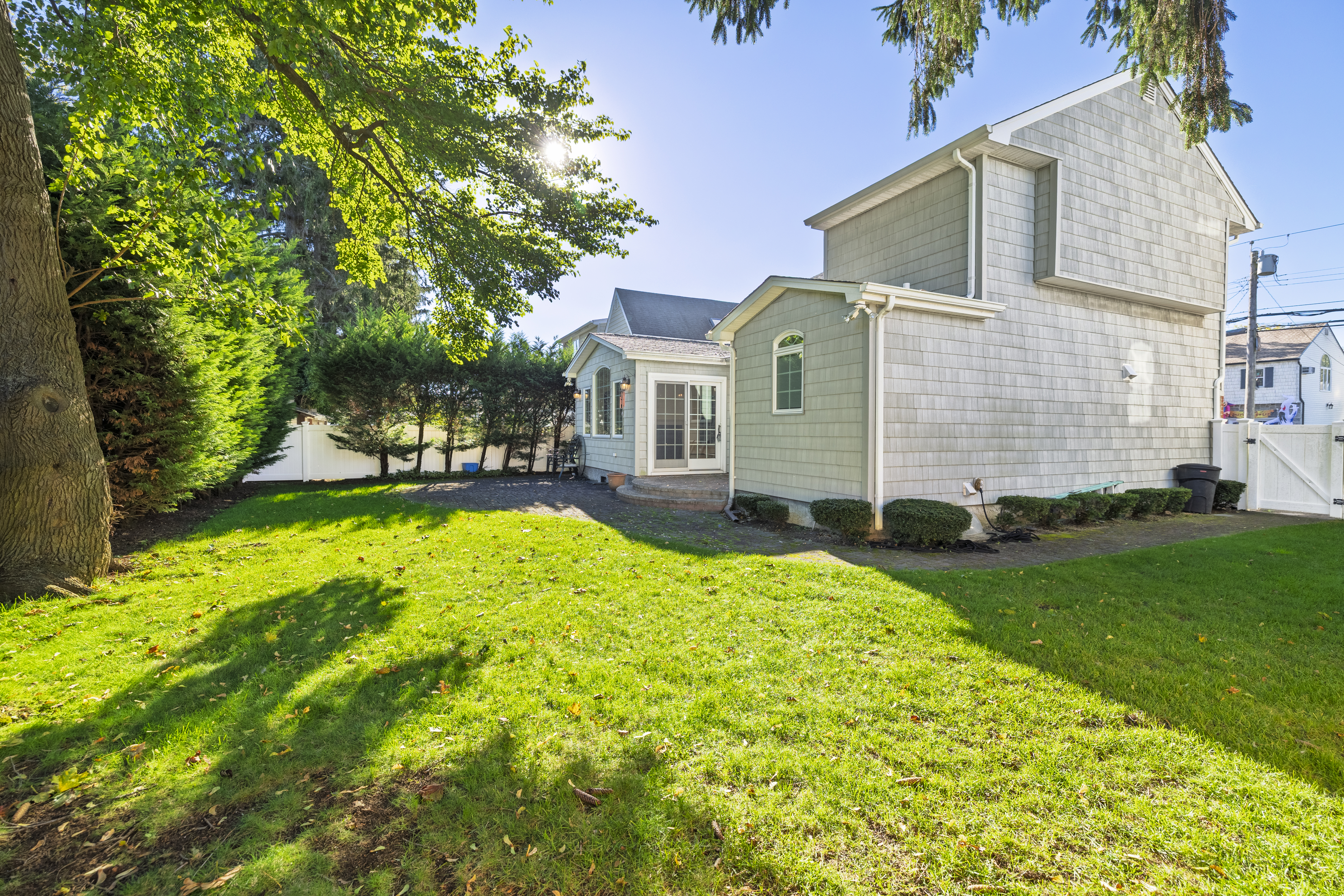  404 Cornwell Avenue, Malverne, NY 11565 - 物件實景