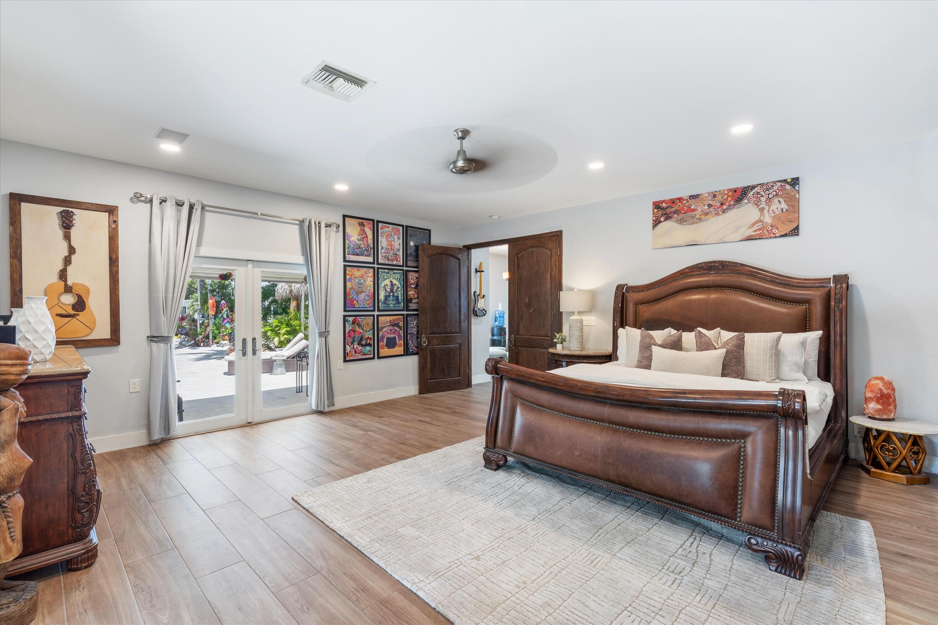 Lighthouse Point, Florida, 33064, United States, 4 Bedrooms Bedrooms, ,4 BathroomsBathrooms,Residential,For Sale,1797003
