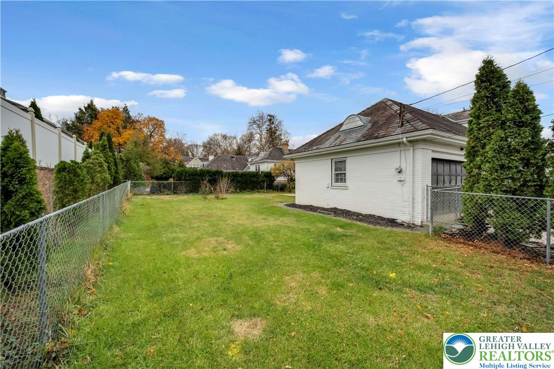 Allentown City, Pennsylvania, 18104, United States, 3 Bedrooms Bedrooms, ,3 BathroomsBathrooms,Residential,For Sale,1993140