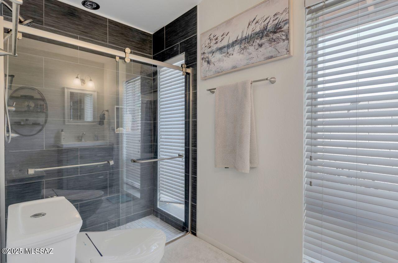 Tucson, Arizona, 85715, United States, 4 Bedrooms Bedrooms, ,2 BathroomsBathrooms,Residential,For Sale,1955495