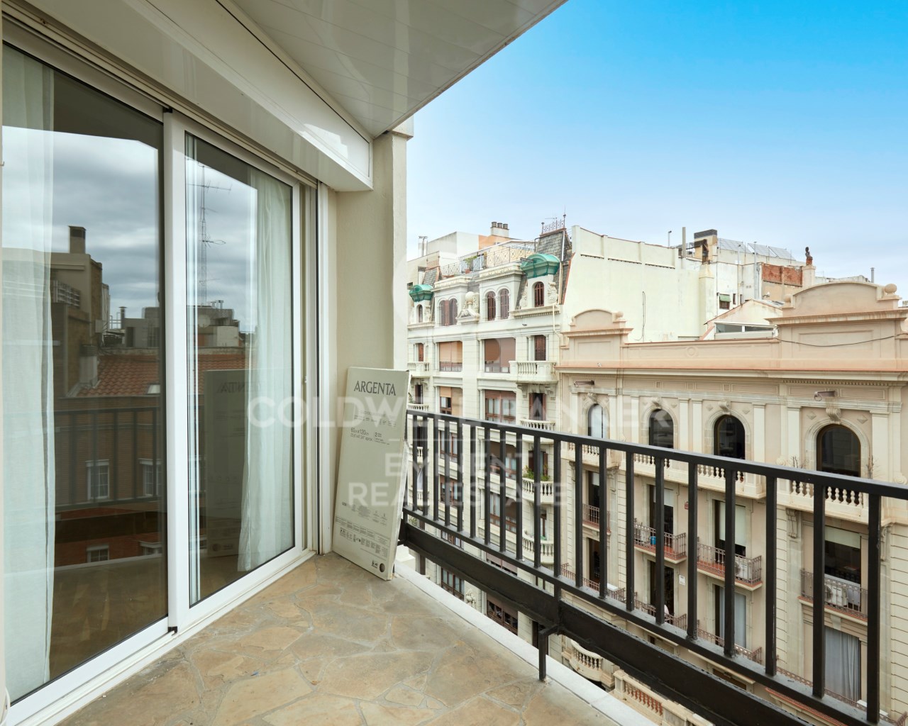 Barcelona, Catalonia, ES, 2 Bedrooms Bedrooms, ,2 BathroomsBathrooms,Residential,For Sale,1896626
