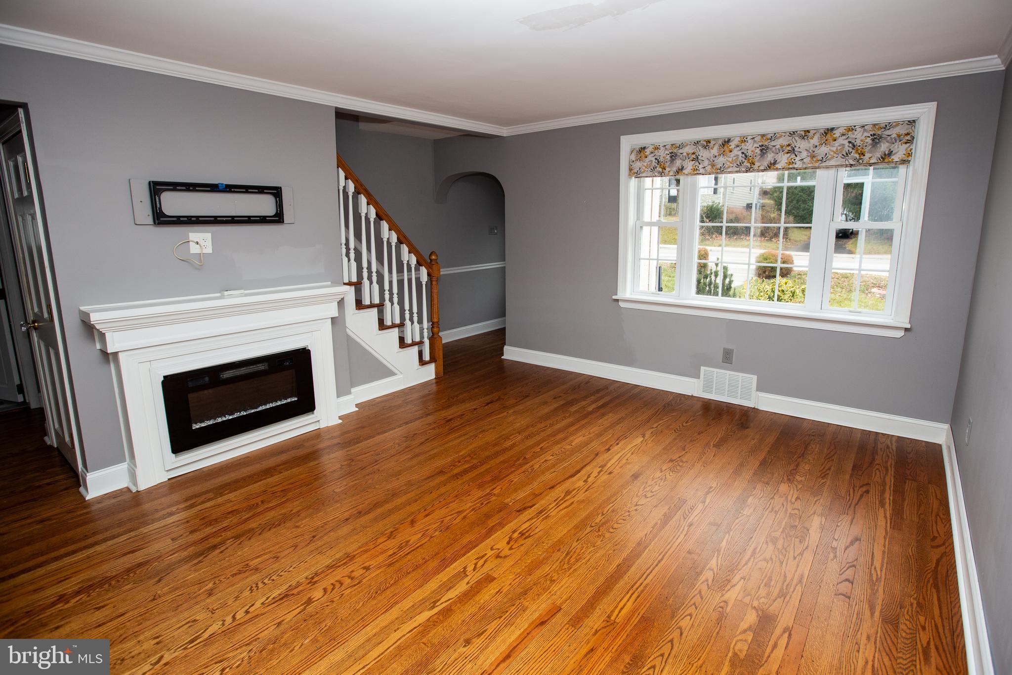 GLENSIDE, Pennsylvania, 19038, United States, 3 Bedrooms Bedrooms, ,3 BathroomsBathrooms,Residential,For Sale,2006101