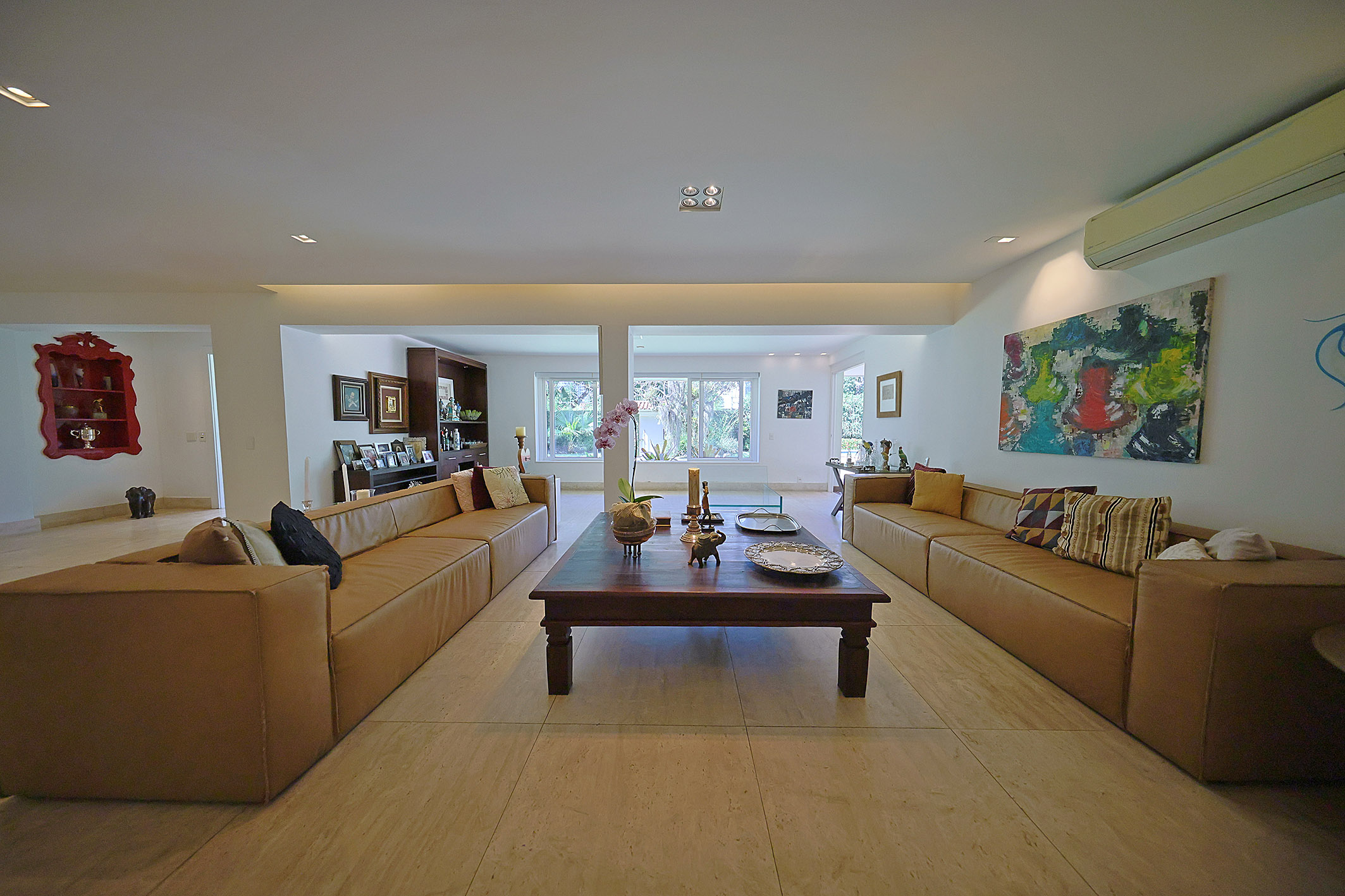  House with a pool and gourmet area in Condomínio Santa Helena - 物件實景