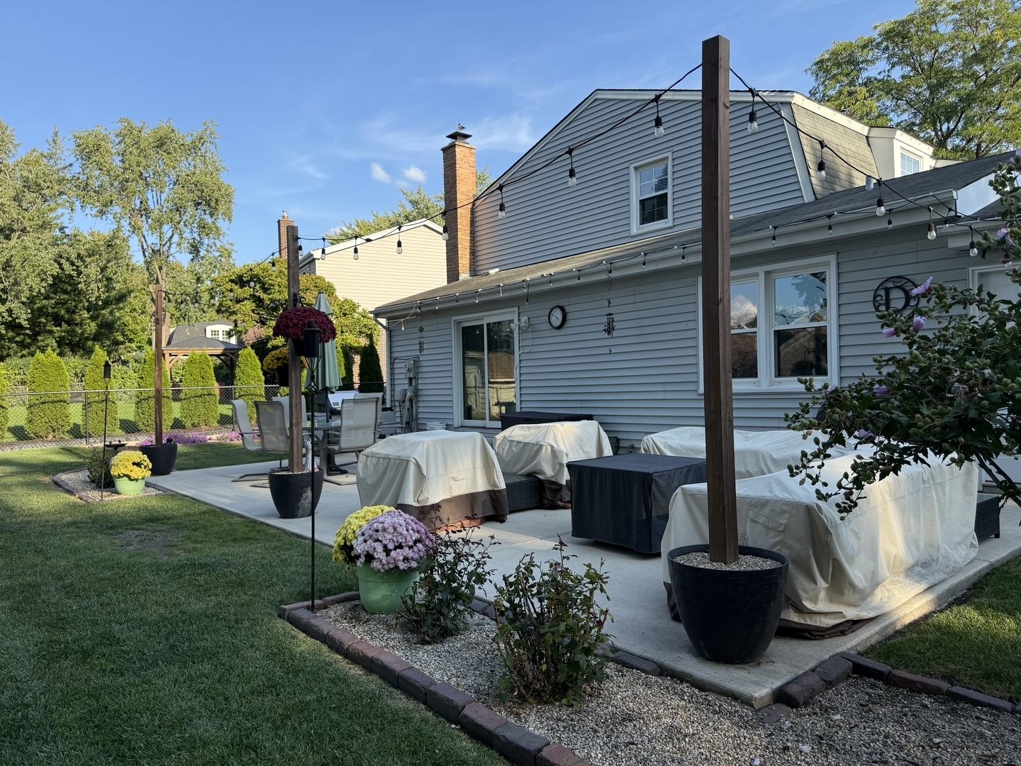 Arlington Heights, Illinois, 60005, United States, 5 Bedrooms Bedrooms, ,3 BathroomsBathrooms,Residential,For Sale,2001547