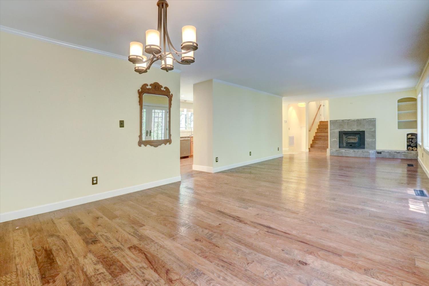 Nevada City, California, 95959, United States, 4 Bedrooms Bedrooms, ,4 BathroomsBathrooms,Residential,For Sale,1921585