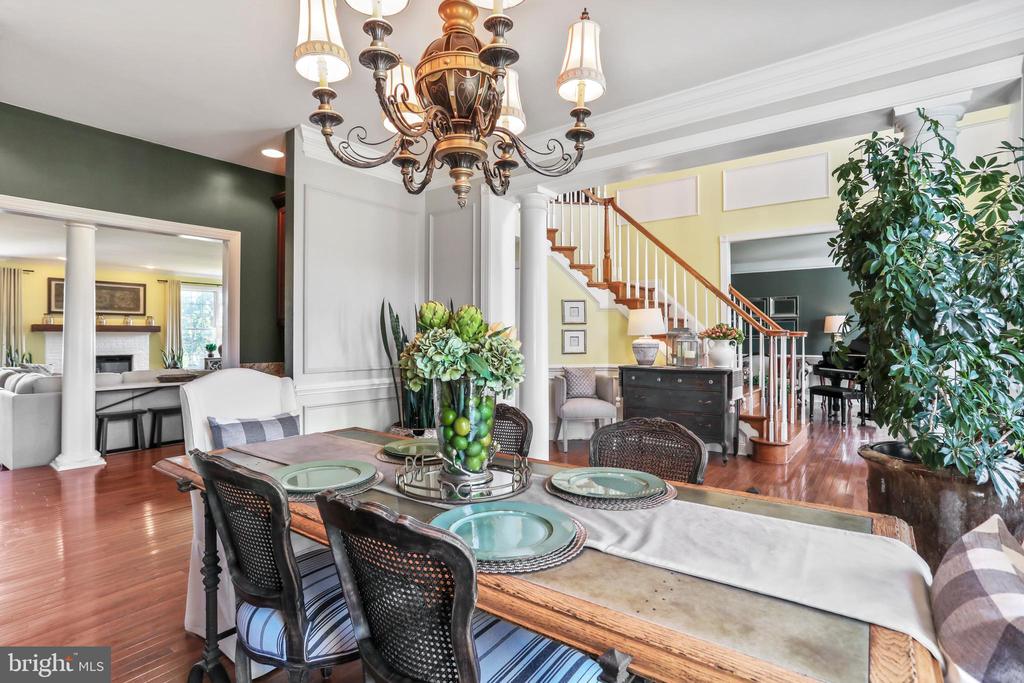 Waterford, Virginia, 20197, United States, 4 Bedrooms Bedrooms, ,5 BathroomsBathrooms,Residential,For Sale,1941290