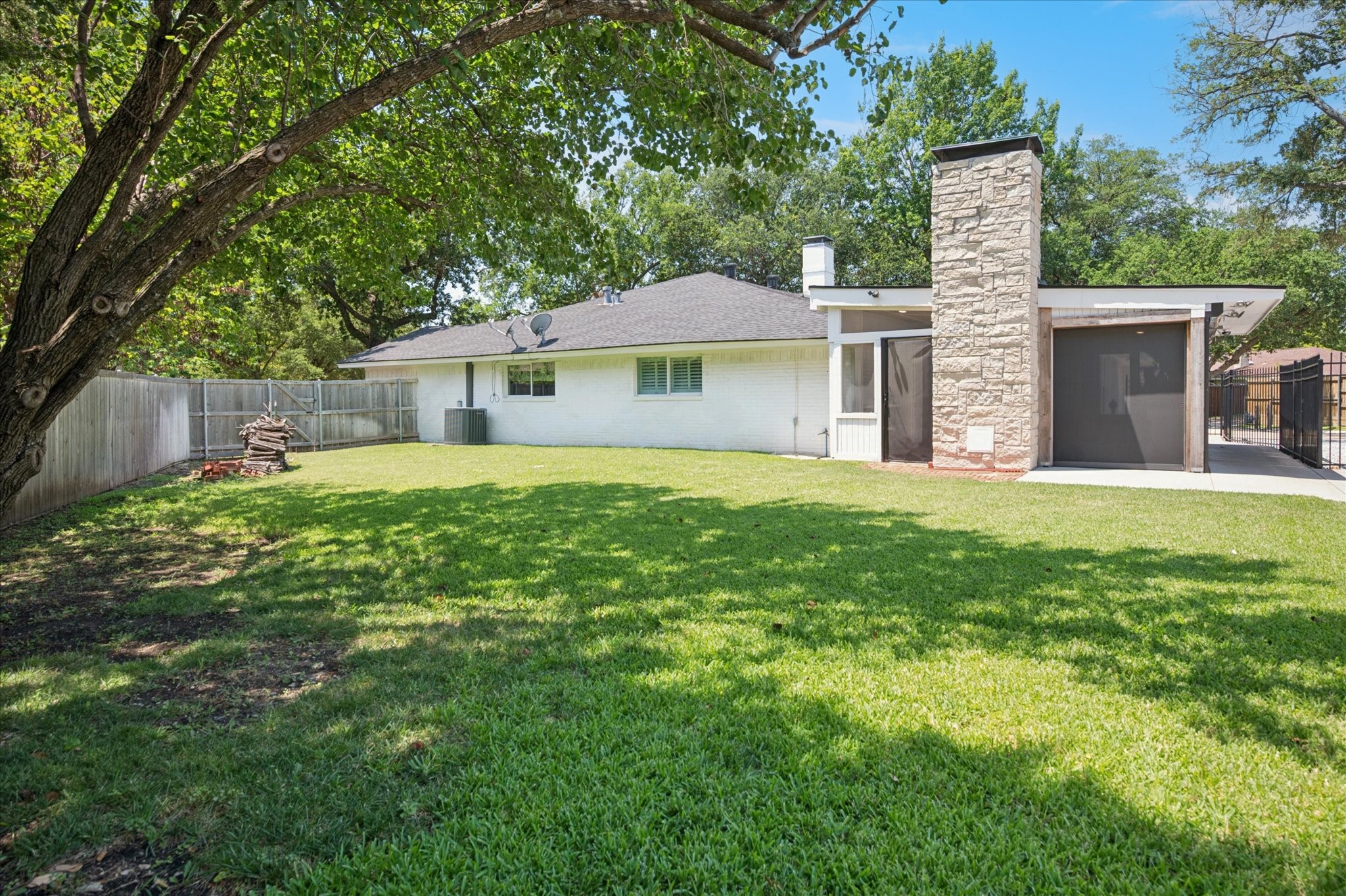 Plano, Texas, 75075, United States, 4 Bedrooms Bedrooms, ,3 BathroomsBathrooms,Residential,For Sale,1911874