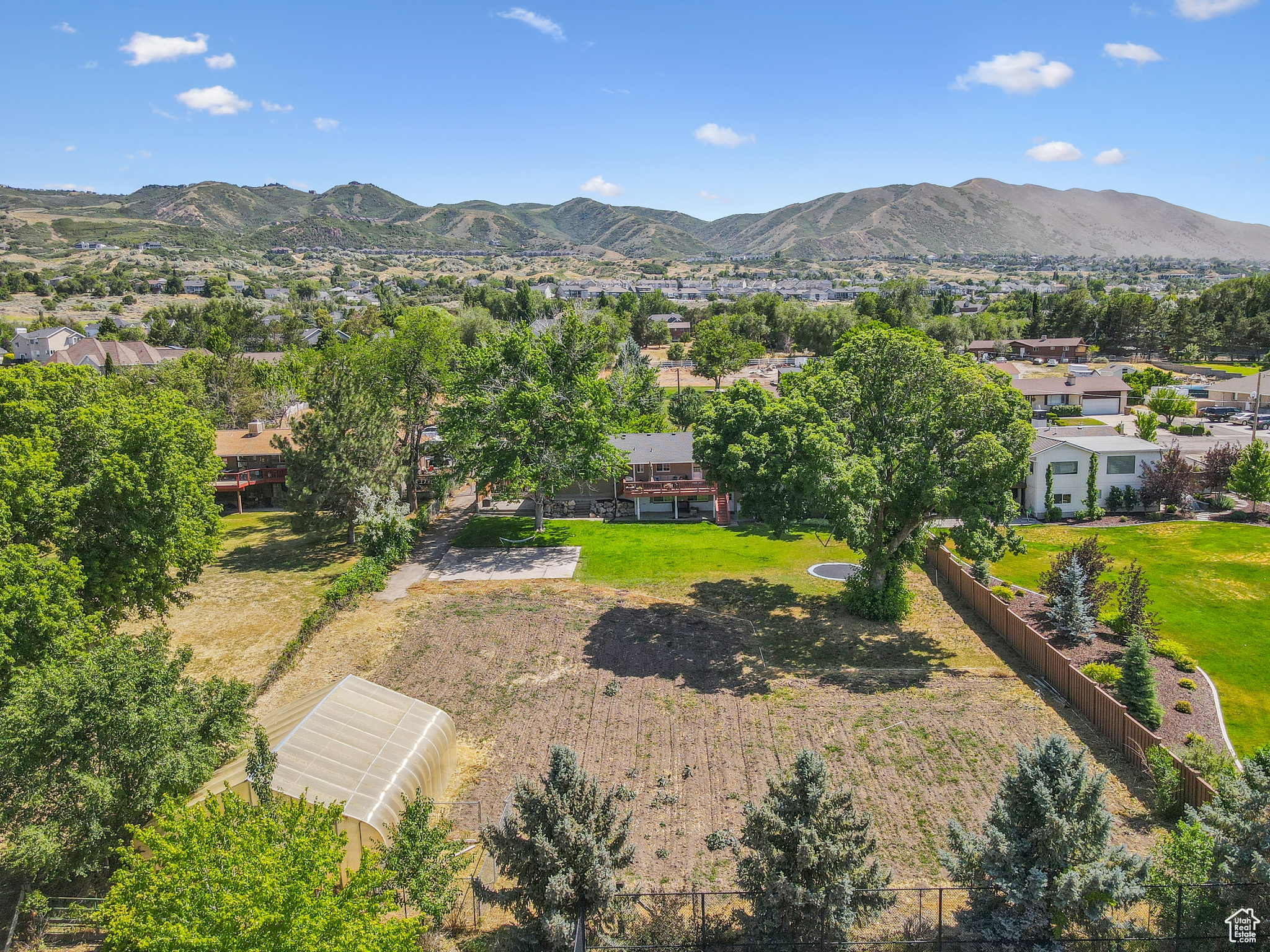 Draper, Utah, 84020, United States, 6 Bedrooms Bedrooms, ,4 BathroomsBathrooms,Residential,For Sale,1848551