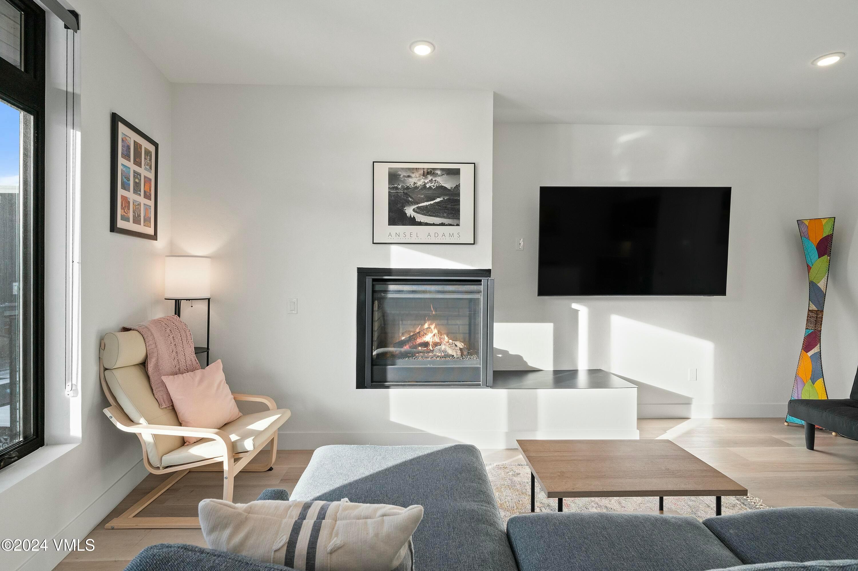 Silverthorne, Colorado, 80498, United States, 2 Bedrooms Bedrooms, ,2 BathroomsBathrooms,Residential,For Sale,1804638
