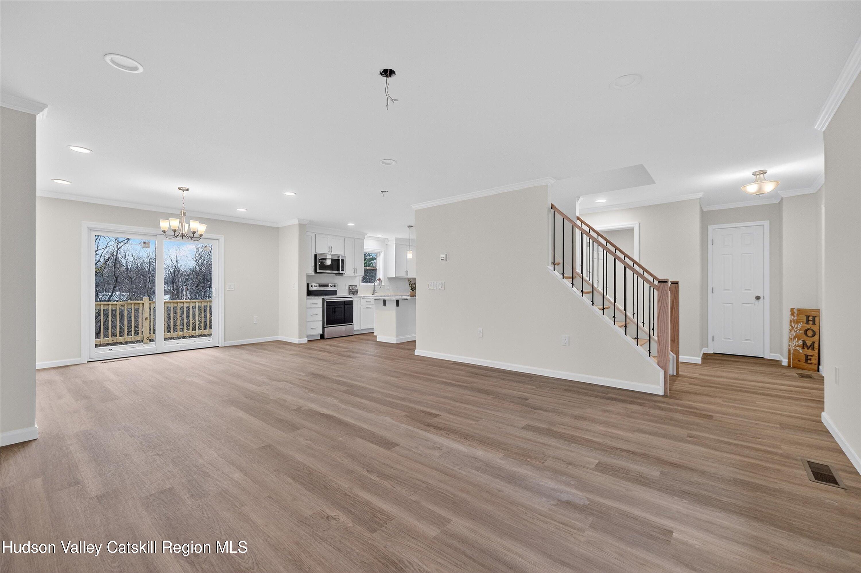 Saugerties, New York, 12477, United States, 3 Bedrooms Bedrooms, ,3 BathroomsBathrooms,Residential,For Sale,1994537